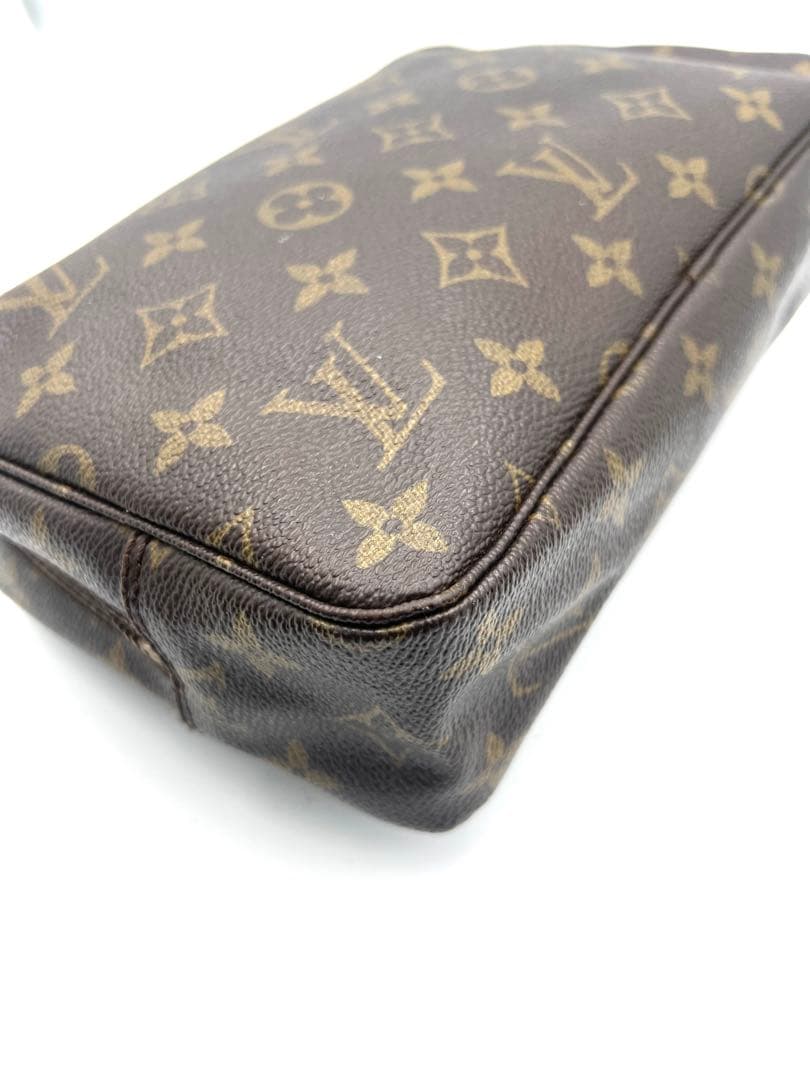LOUIS VUITTON トゥルーストワレット23 ポーチ M47524