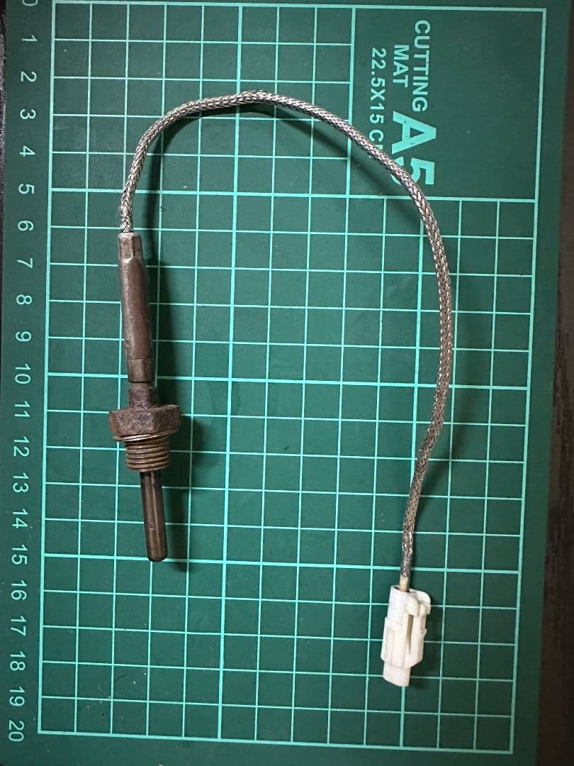 JA11ジムニー　純正　排気温センサー　O2センサー