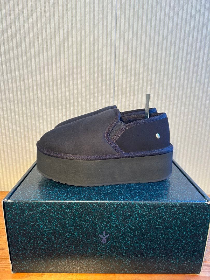 新品　EMU Australia Stinger Reef Flatform 黒