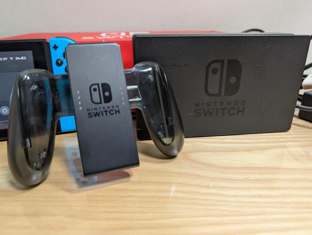 〚中古〛Nintedo switch ニンテンドースイッチ (2017年)