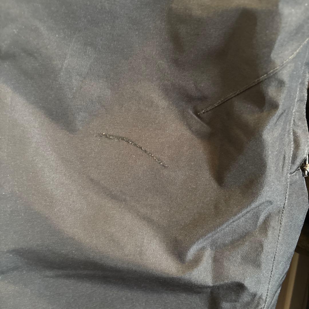 バートン　ビブパンツ　ゴアテックス　補修あり