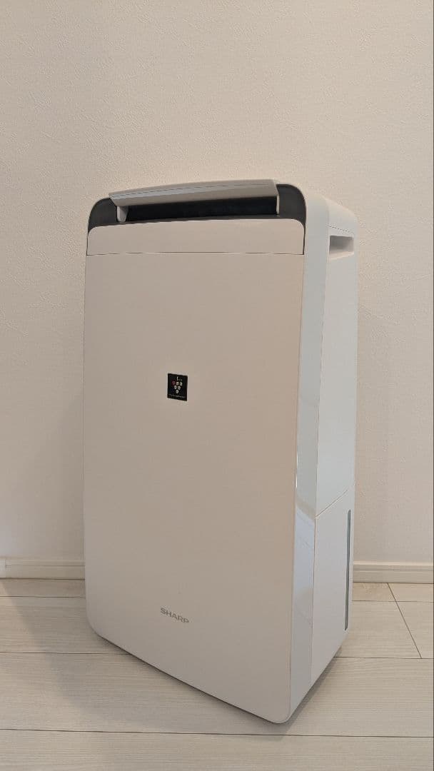 【中古】衣類乾燥除湿器 SHARP CV-R120-W 2025年製