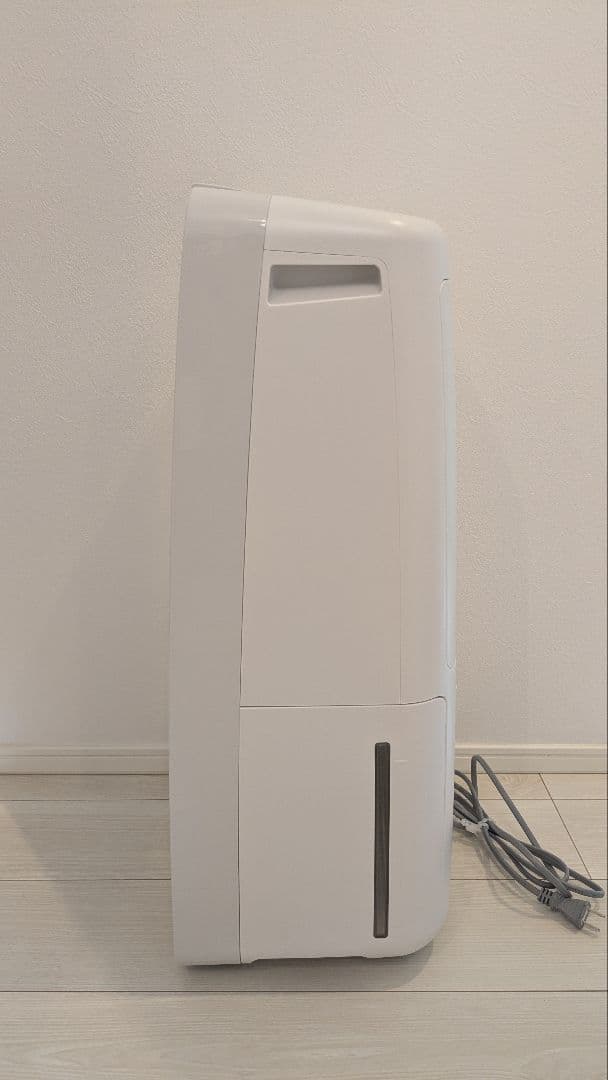 【中古】衣類乾燥除湿器 SHARP CV-R120-W 2025年製