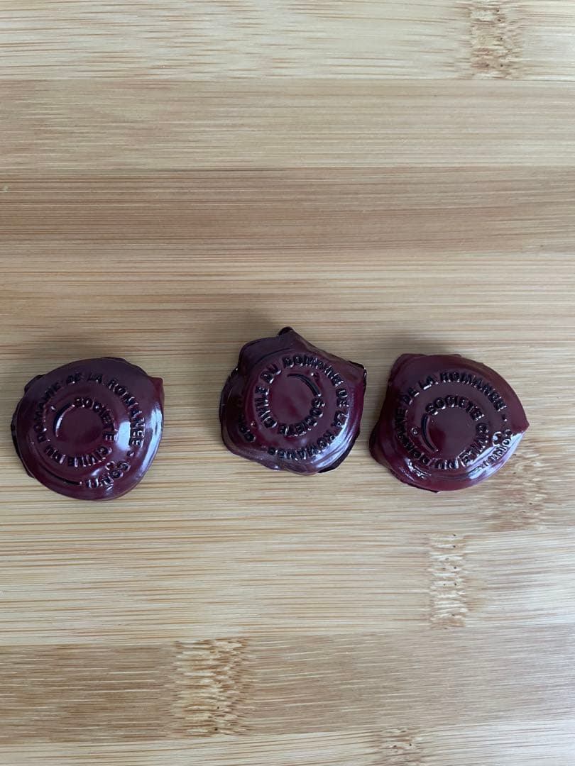 グラン・エシェゾー、エシェゾー、ロマネ・サン・ヴィヴァン セット空き瓶コルク付き