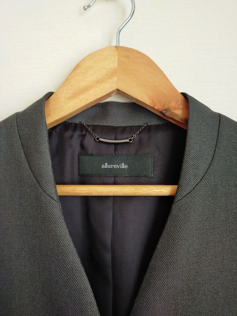 極美品 アルアバイル25AW ウールサージノーカラージャケット グレー2