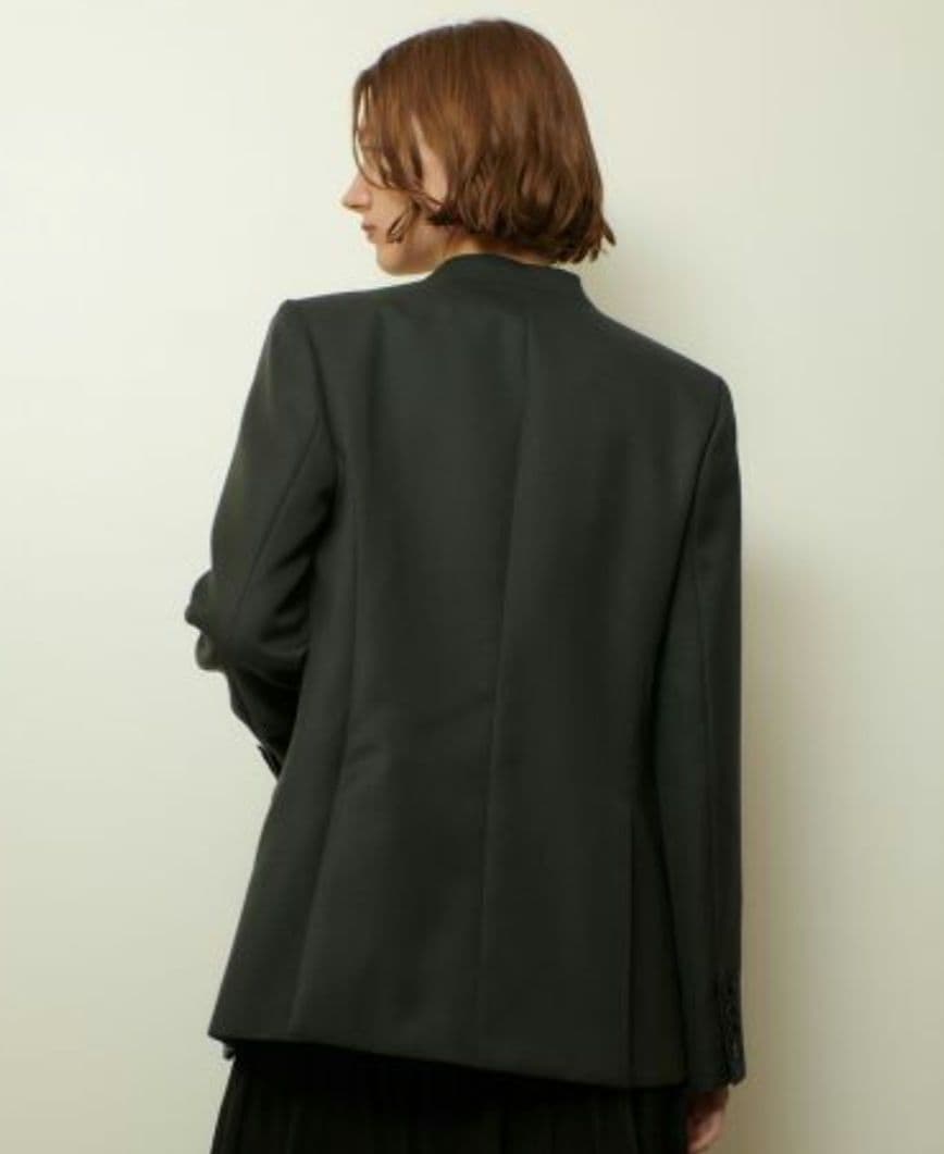 極美品 アルアバイル25AW ウールサージノーカラージャケット グレー2