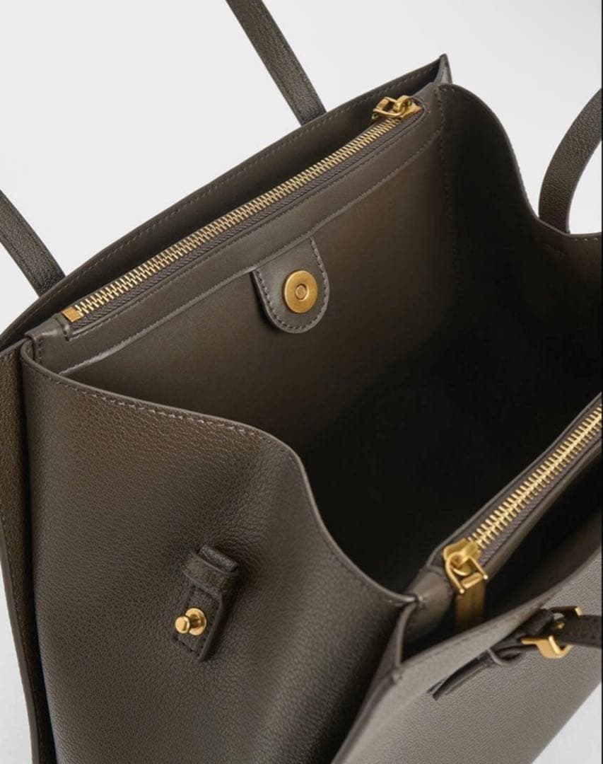 【美品】CHARLES & KEITH クラシックダブルハンドルトートバッグ