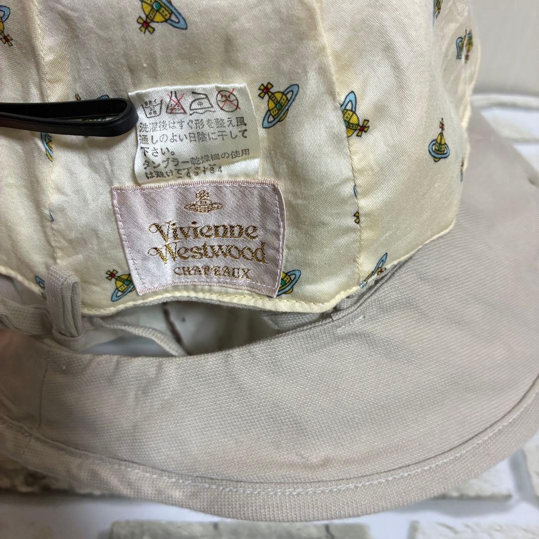 ヴィヴィアンウエストウッドVivienneWestwood ベージュリボン