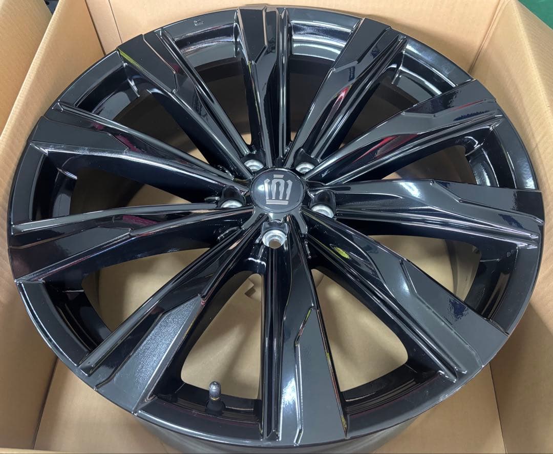 トヨタクラウン純正アルミホイール4本セット新車外し‼️