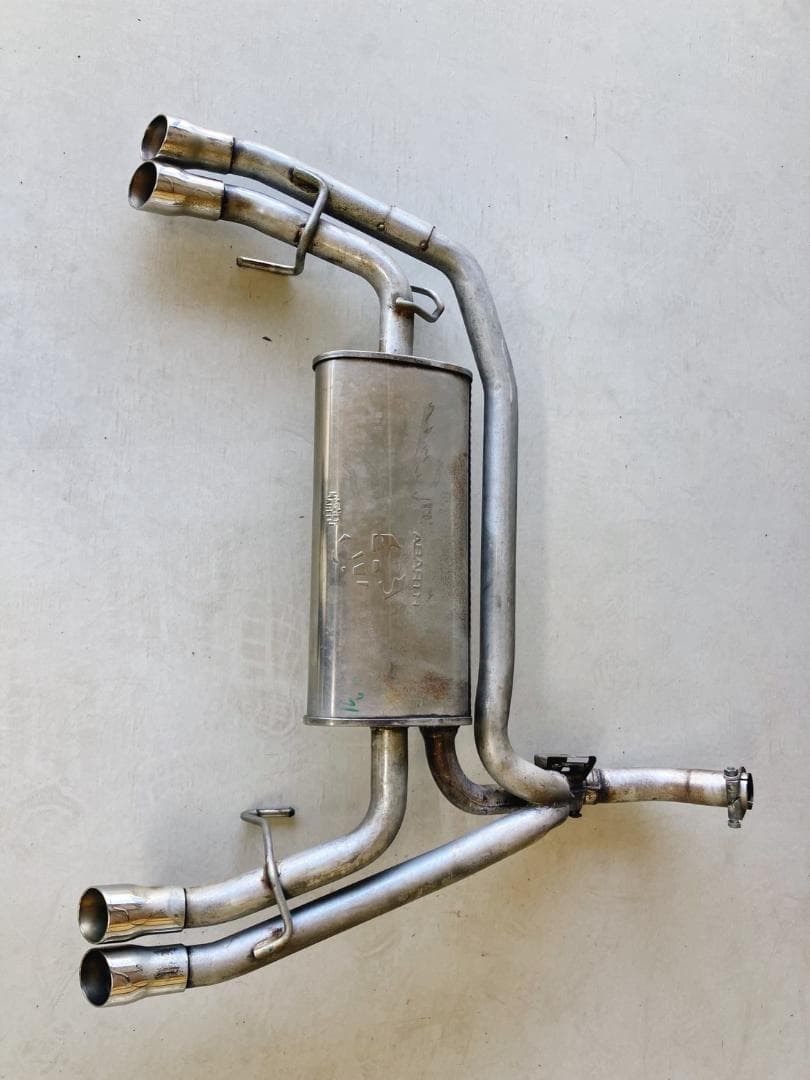 アルバルト595用　リアマフラー［純正品／中古品］