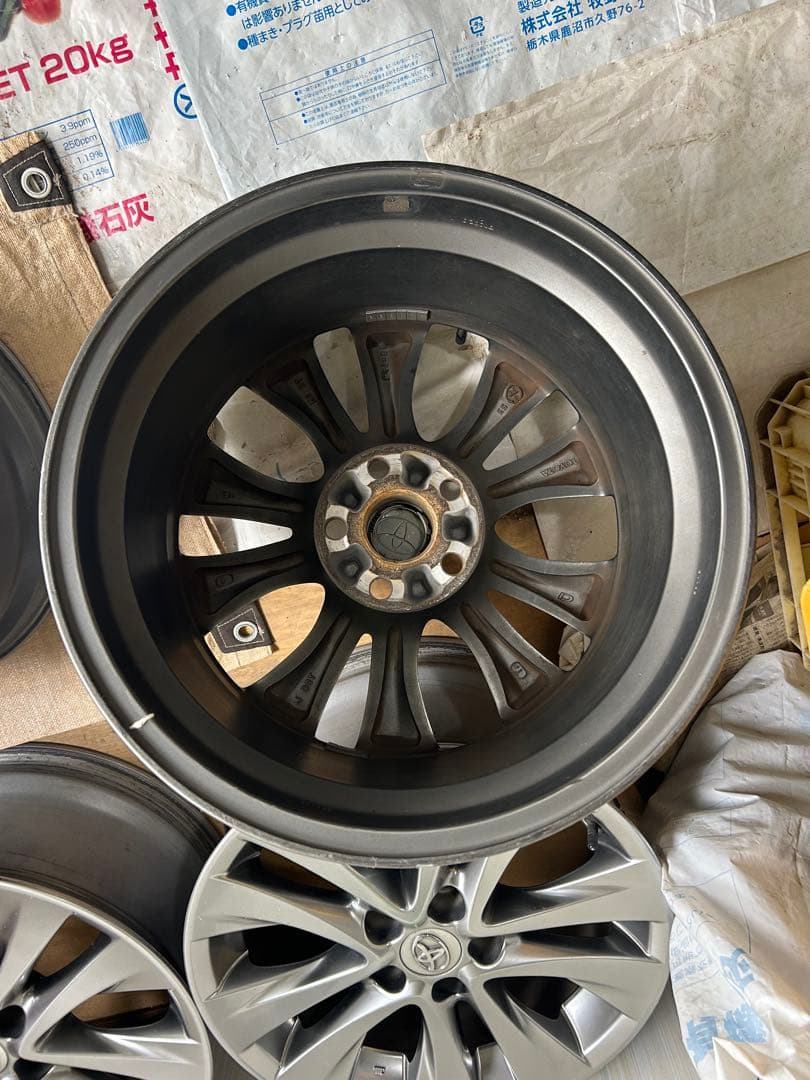 トヨタ 18インチ アルミホイール ハイグロス色