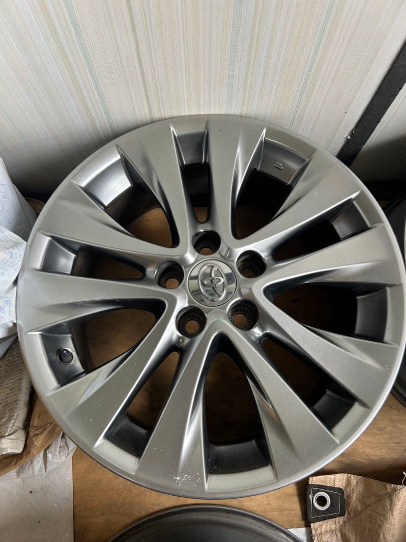 トヨタ 18インチ アルミホイール ハイグロス色