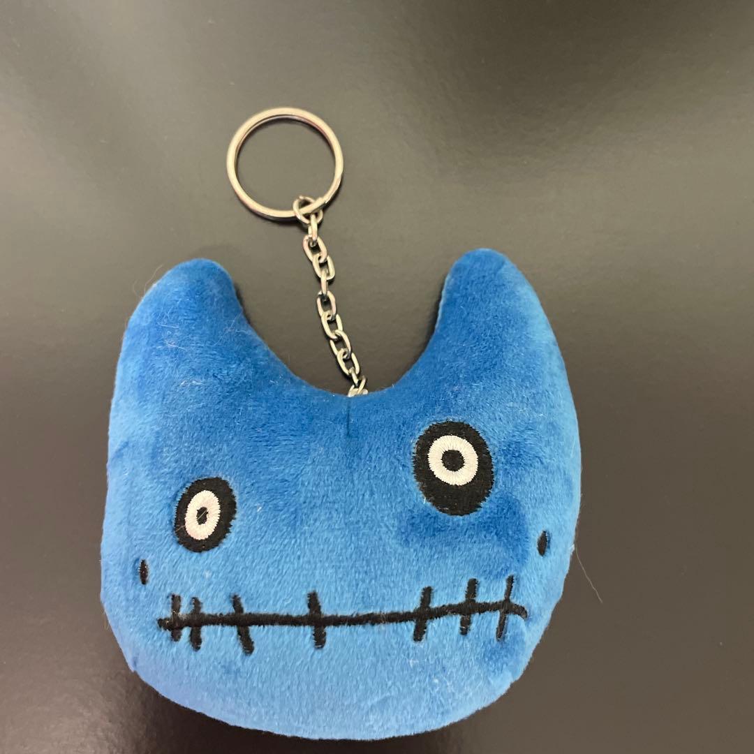 踏まないで…レディメイドキーホルダー