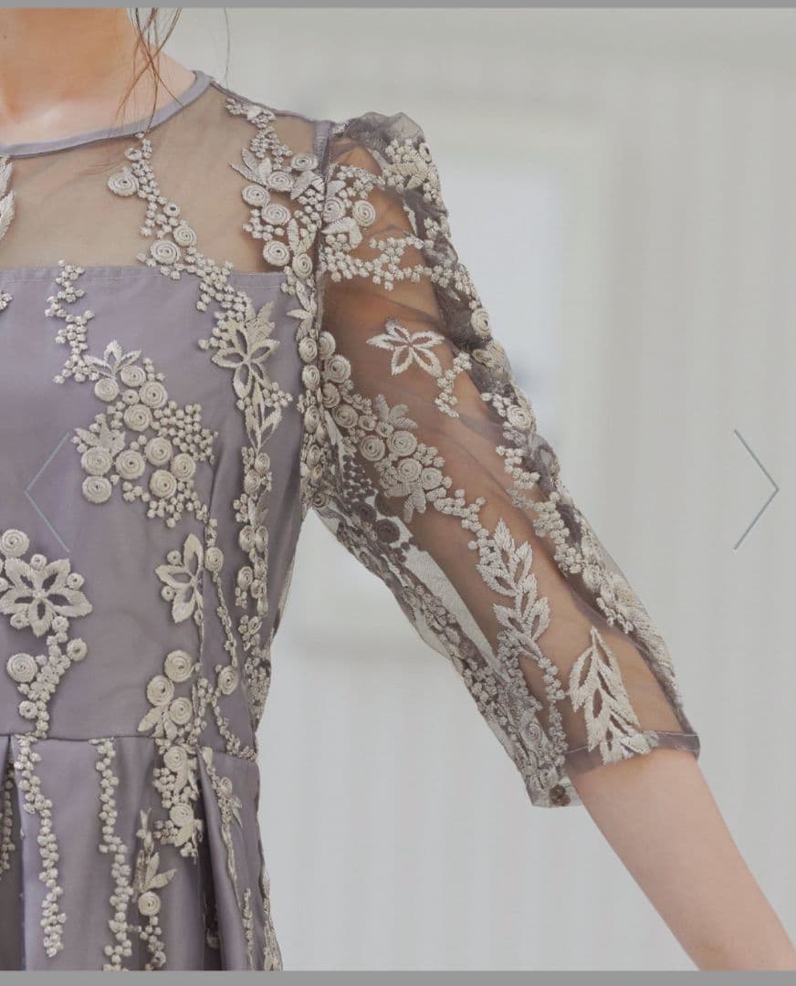 レース長袖マキシワンピース グレー