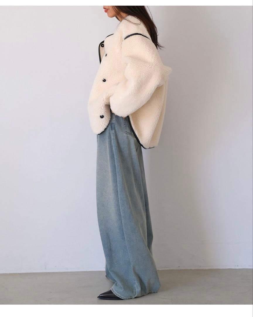 【新品】AKTE ボアミドルブルゾン　エクリュ