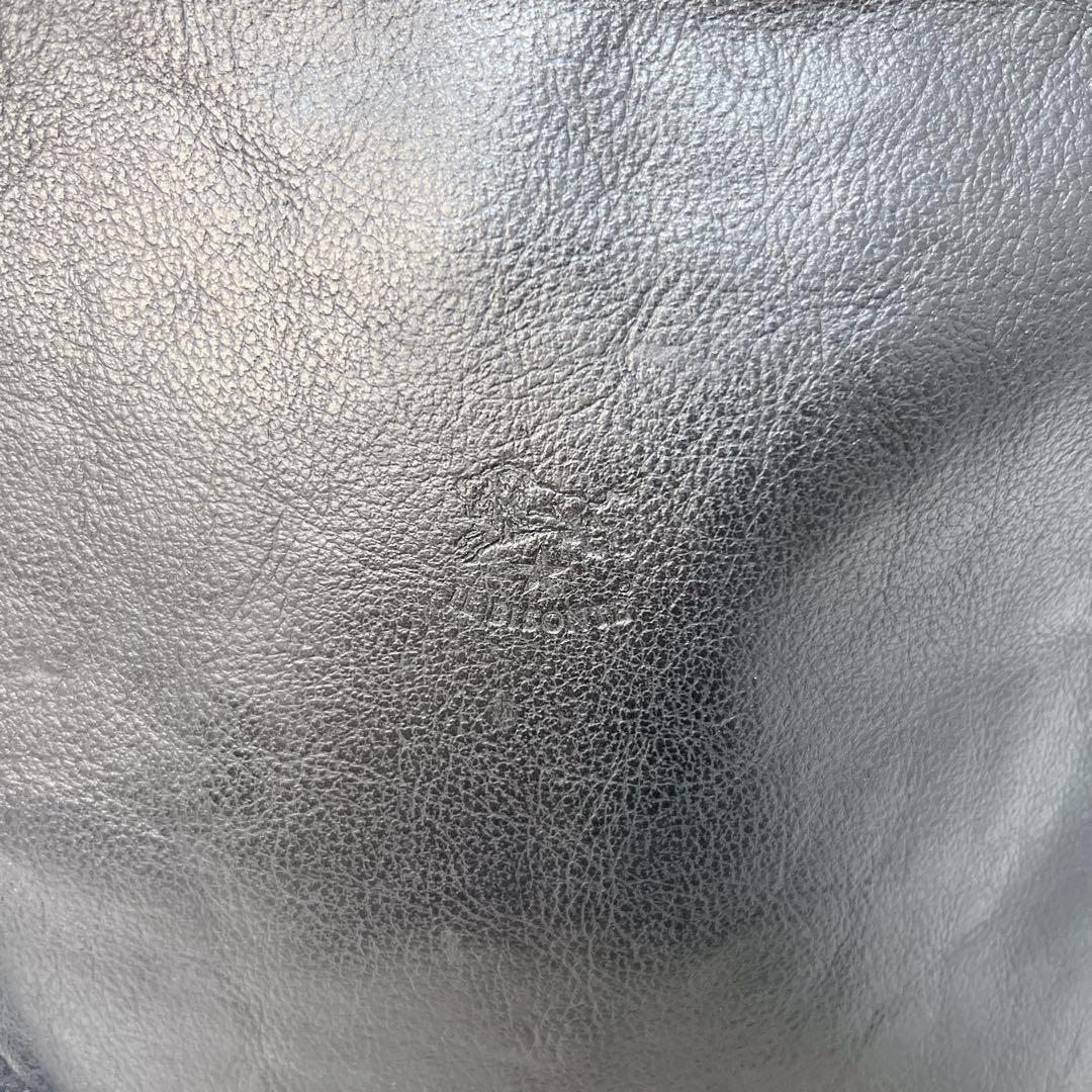 美品✨現行タグ イルビゾンテ クロスボディ バッグ サコッシュ レザー ブラック