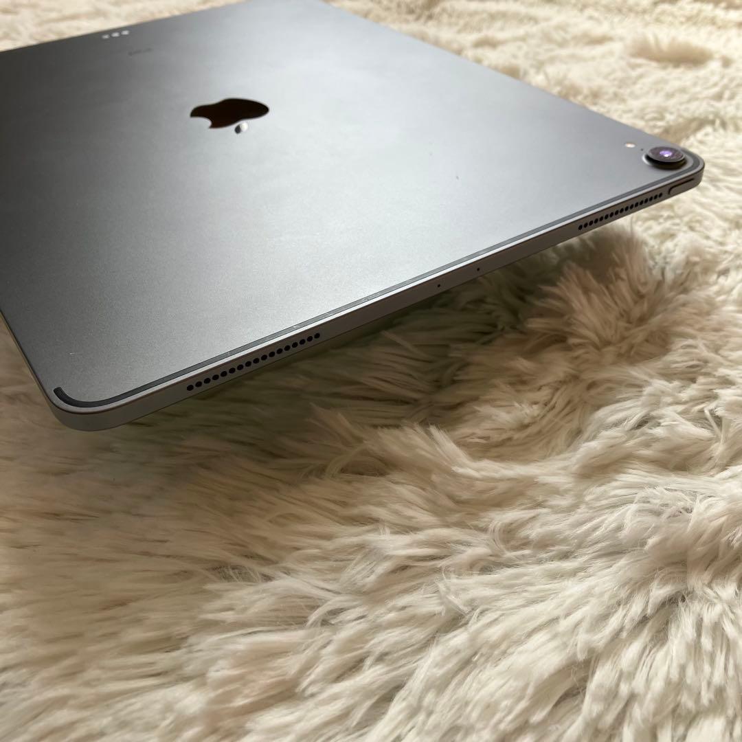 【早い者勝ち】iPad Pro 12.9 第３世代 256GB 【すぐ発送】