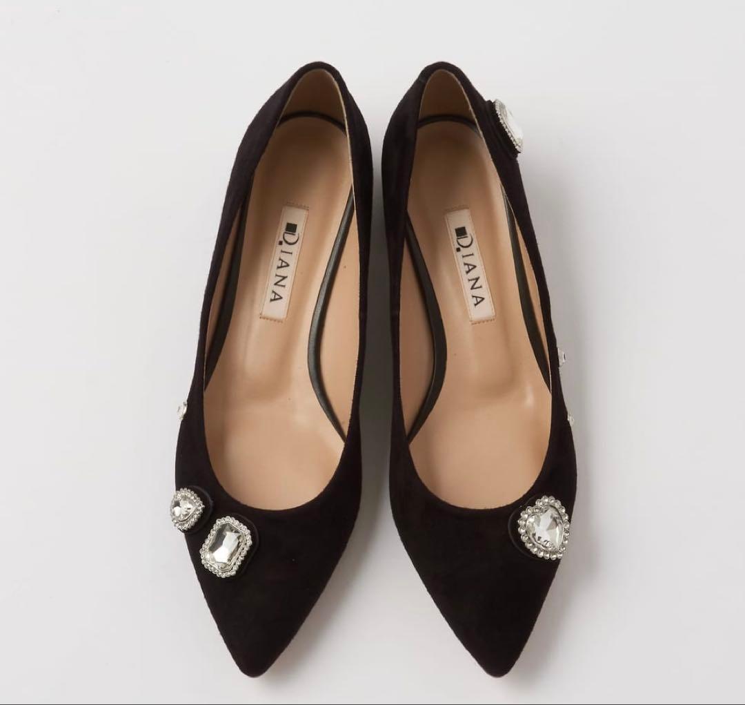 【美品】DIANA 大粒ビジューパンプス