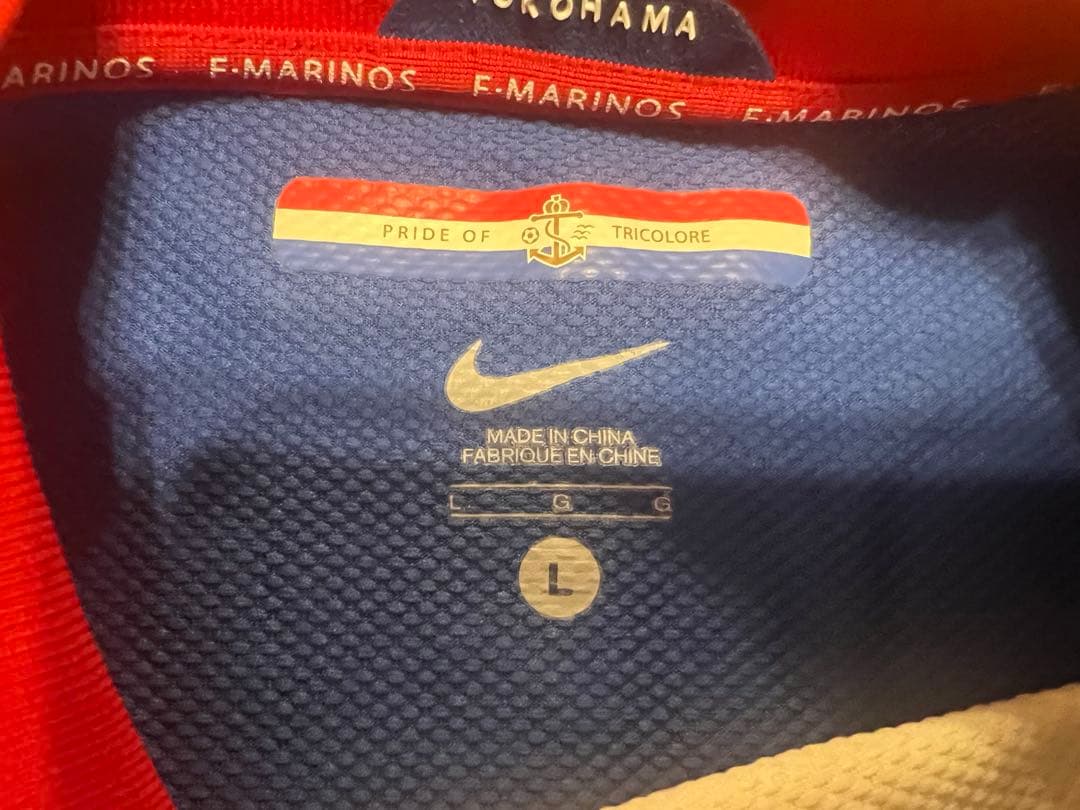 「俊輔 × 松田」ユニで共演。奇跡の一枚。中村俊輔 2010ユニ松田直樹サイン