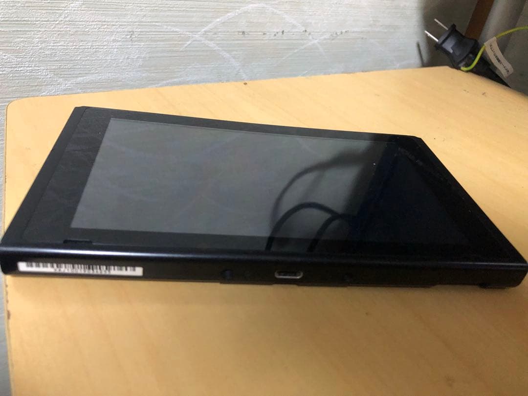 (テツ)Nintendo Switch 本体 液晶に不具合あり