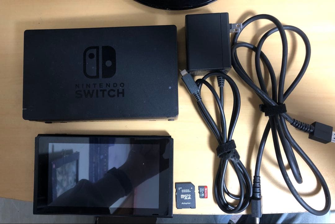 (テツ)Nintendo Switch 本体 液晶に不具合あり