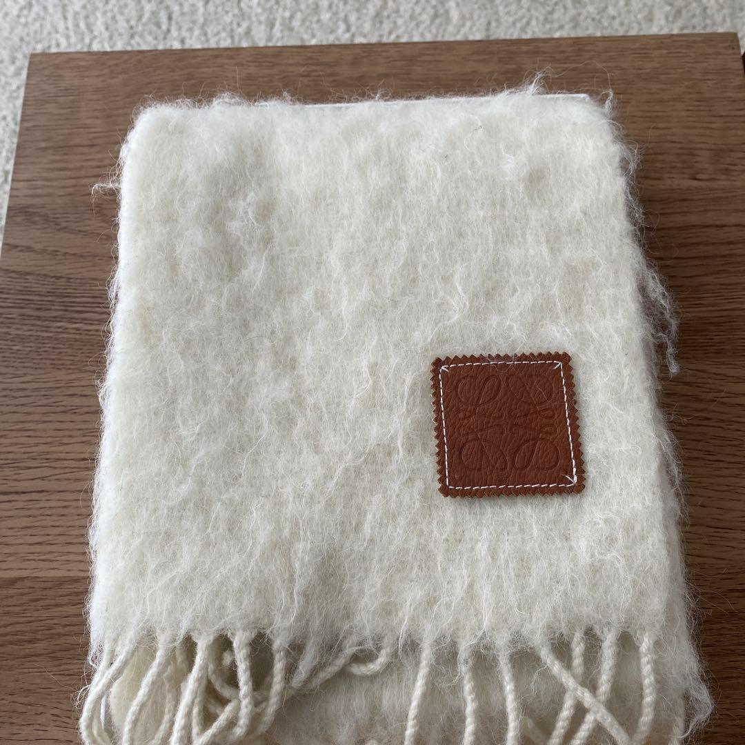 ななさん専用　LOEWE アイボリー ウール マフラー