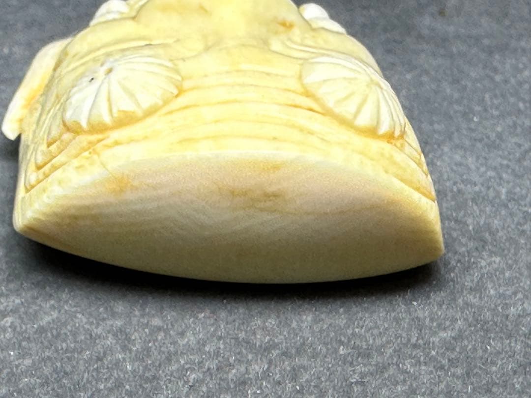 極上　根付　和装小物　古美術品　 置物　彫刻 細密細工　骨董　アンティーク