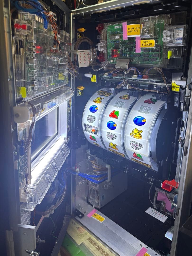 送料無料自宅配達　主役は銭形４　スマスロ　パチスロ実機　不要機付