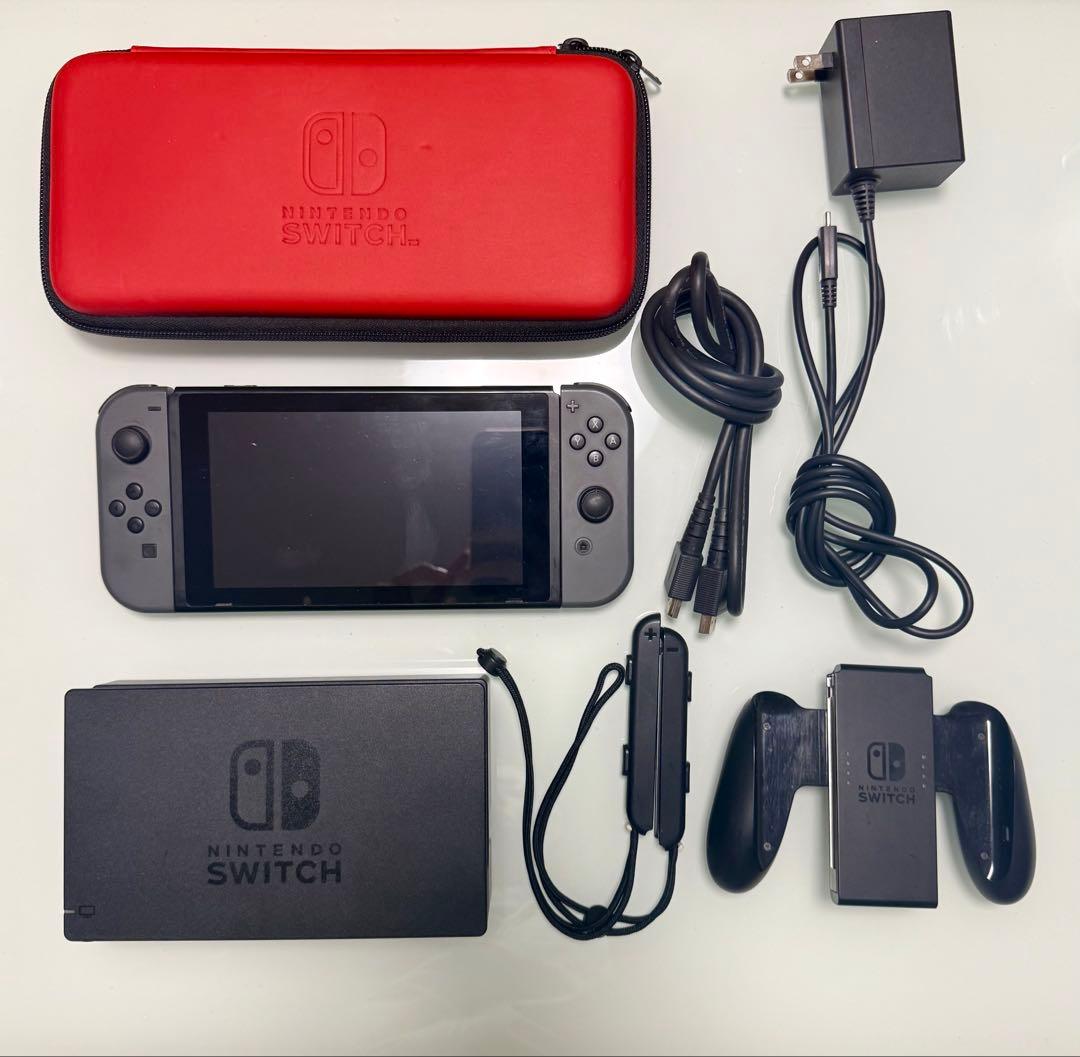 Nintendo Switch 1 本体➕付属品【Joy-Con動作不良あり】