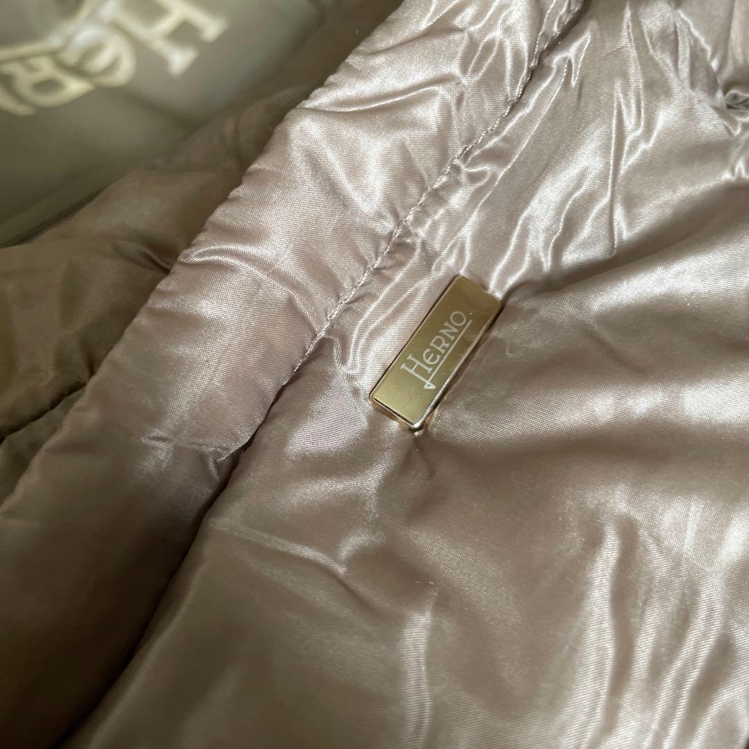 HERNO フード付きダウンベスト ベージュ