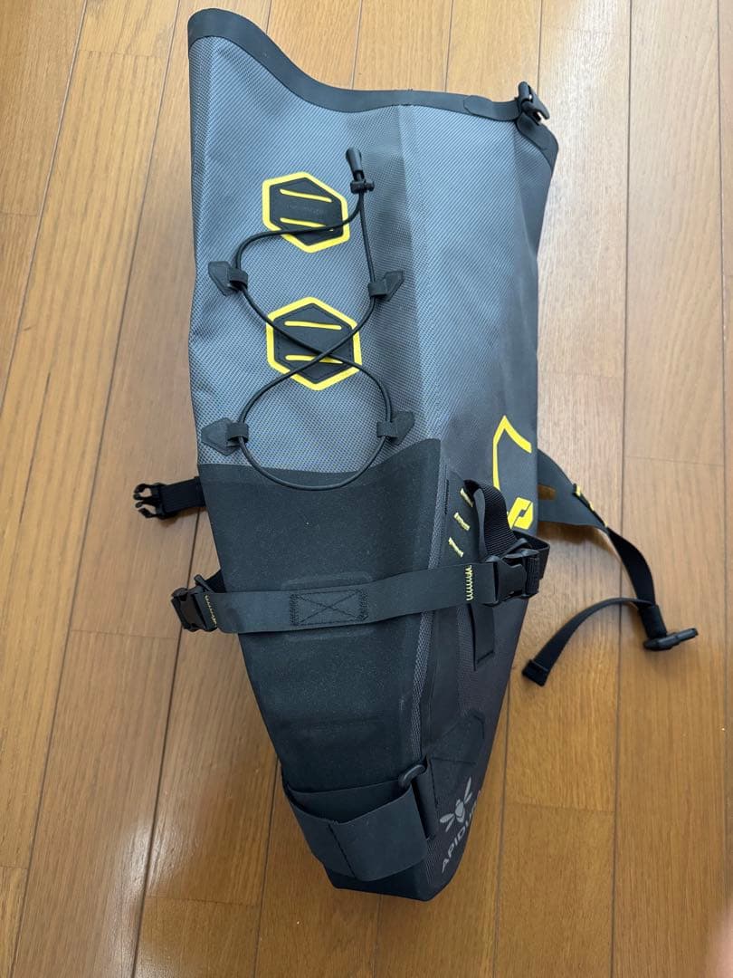 APIDURA 防水サドルバッグ　9ℓ