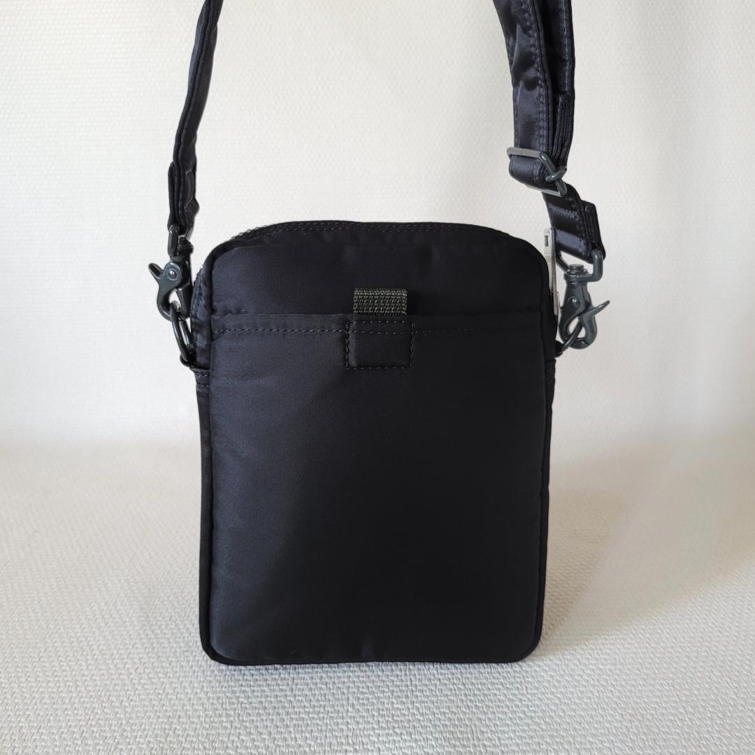 PORTER＿PX TANKER VERTICAL＿タンカーショルダーブラック