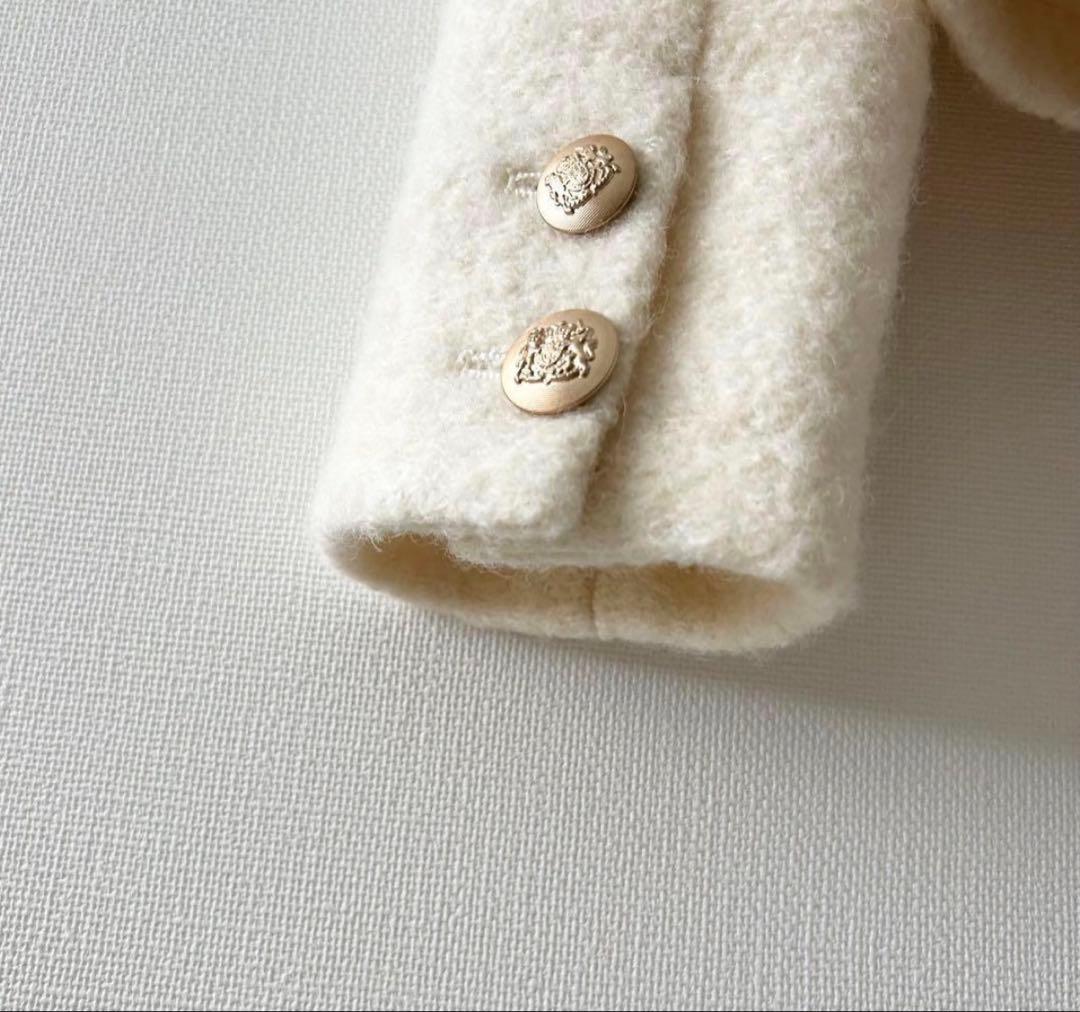 美品✨JUSGLITTY ブークレジャコット　金ボタン　ホワイト 1 コート