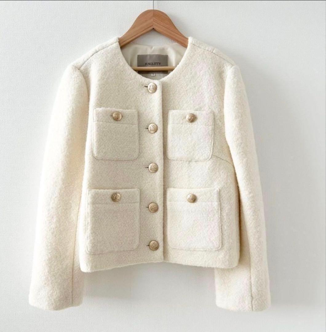 美品✨JUSGLITTY ブークレジャコット　金ボタン　ホワイト 1 コート