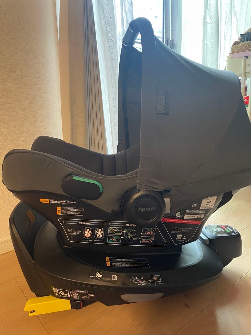 Aprica エアキャリー　トラベルシステムベース