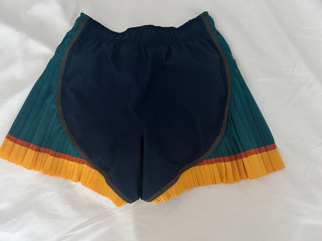 Nike Sacai ショートパンツ xs