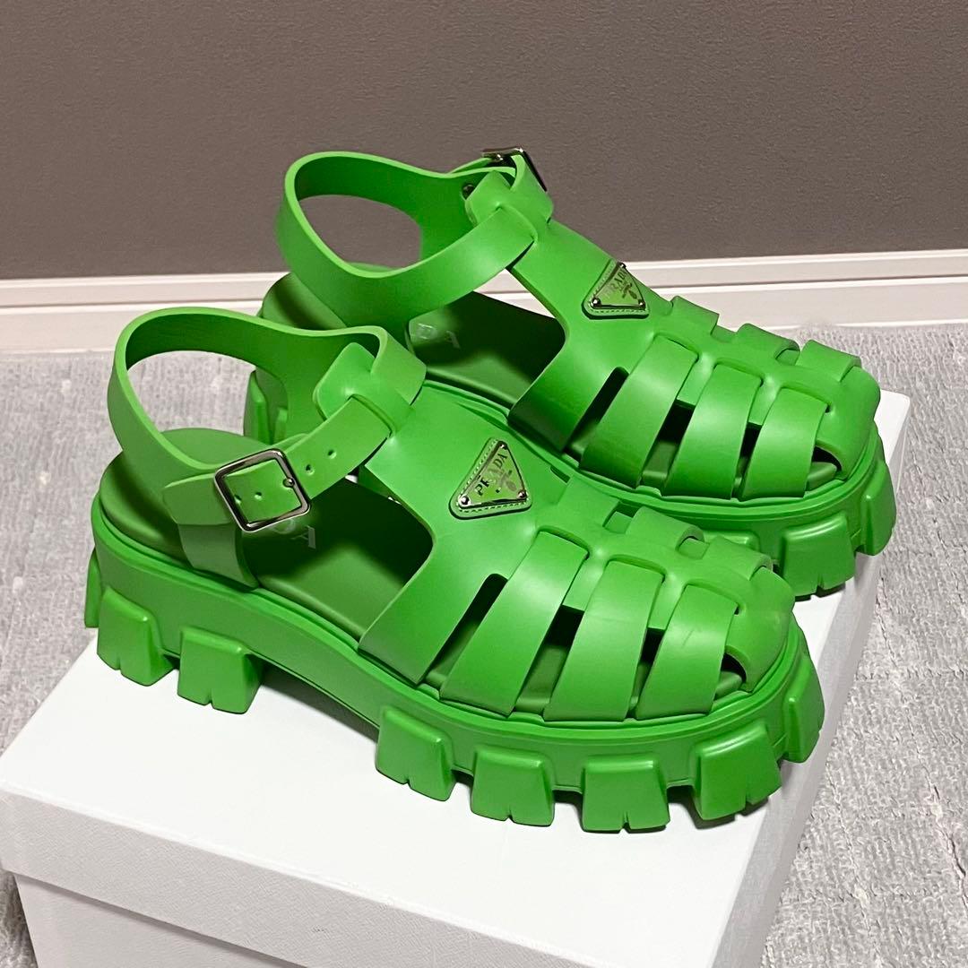 25SS！プラダ［モノリス］箱付き　サンダル　厚底　ラバー　メンズ　サイズ8