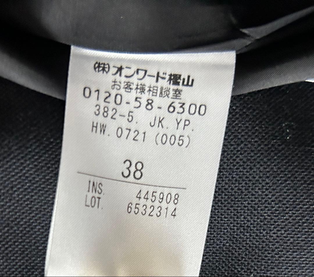 ノーカラー ブラックジャケット