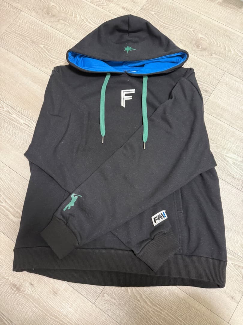 郡司裕也　パーカー