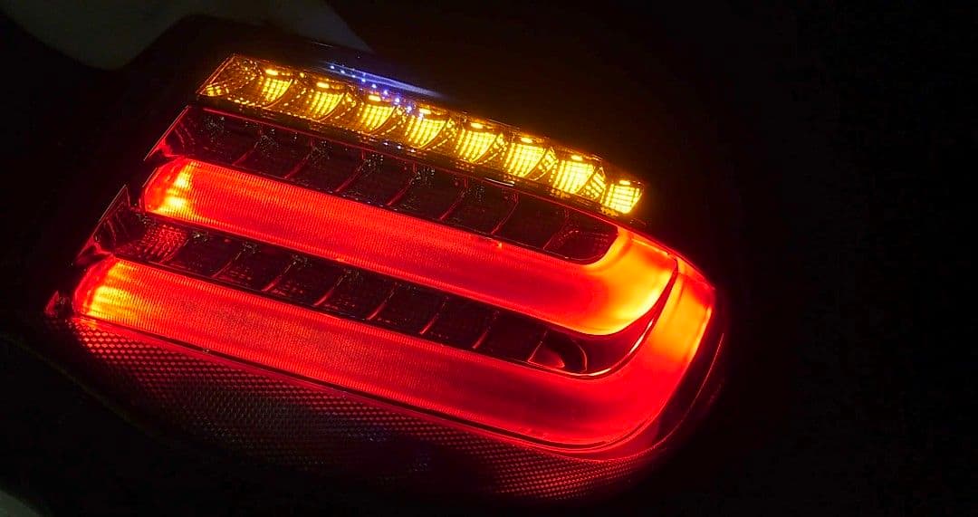 マークX　130系前期　ファイバー　テール　社外