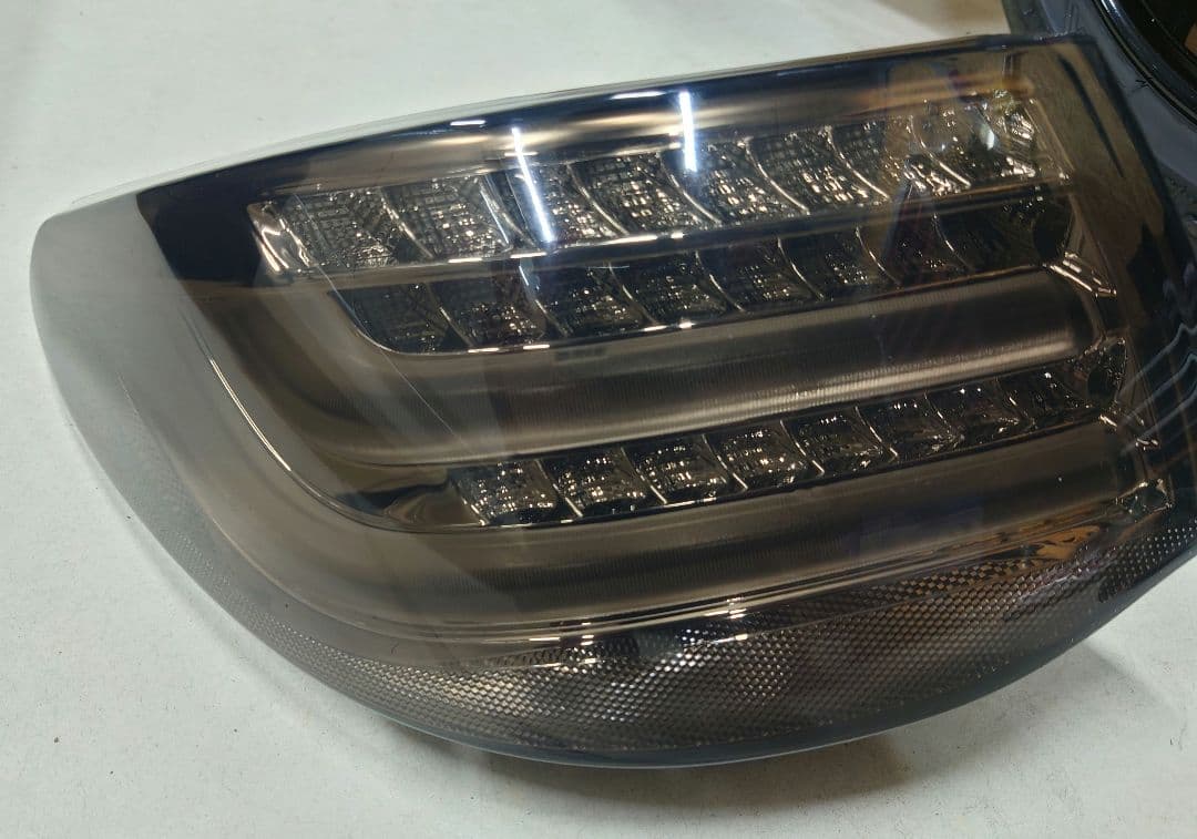 マークX　130系前期　ファイバー　テール　社外