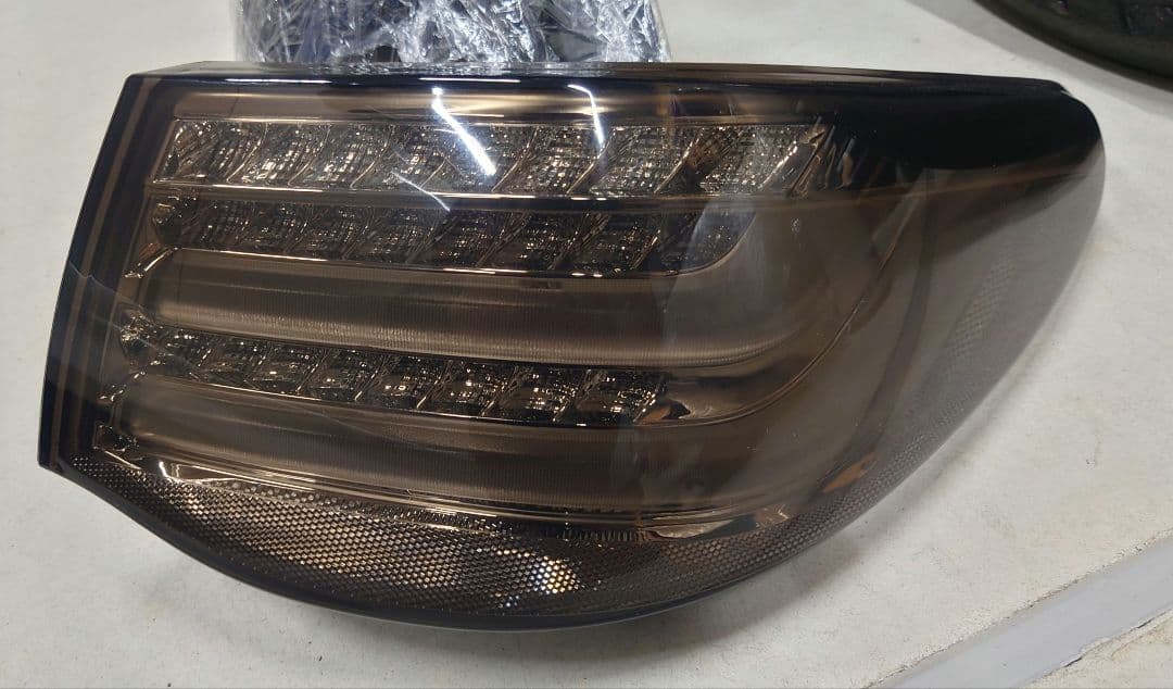 マークX　130系前期　ファイバー　テール　社外