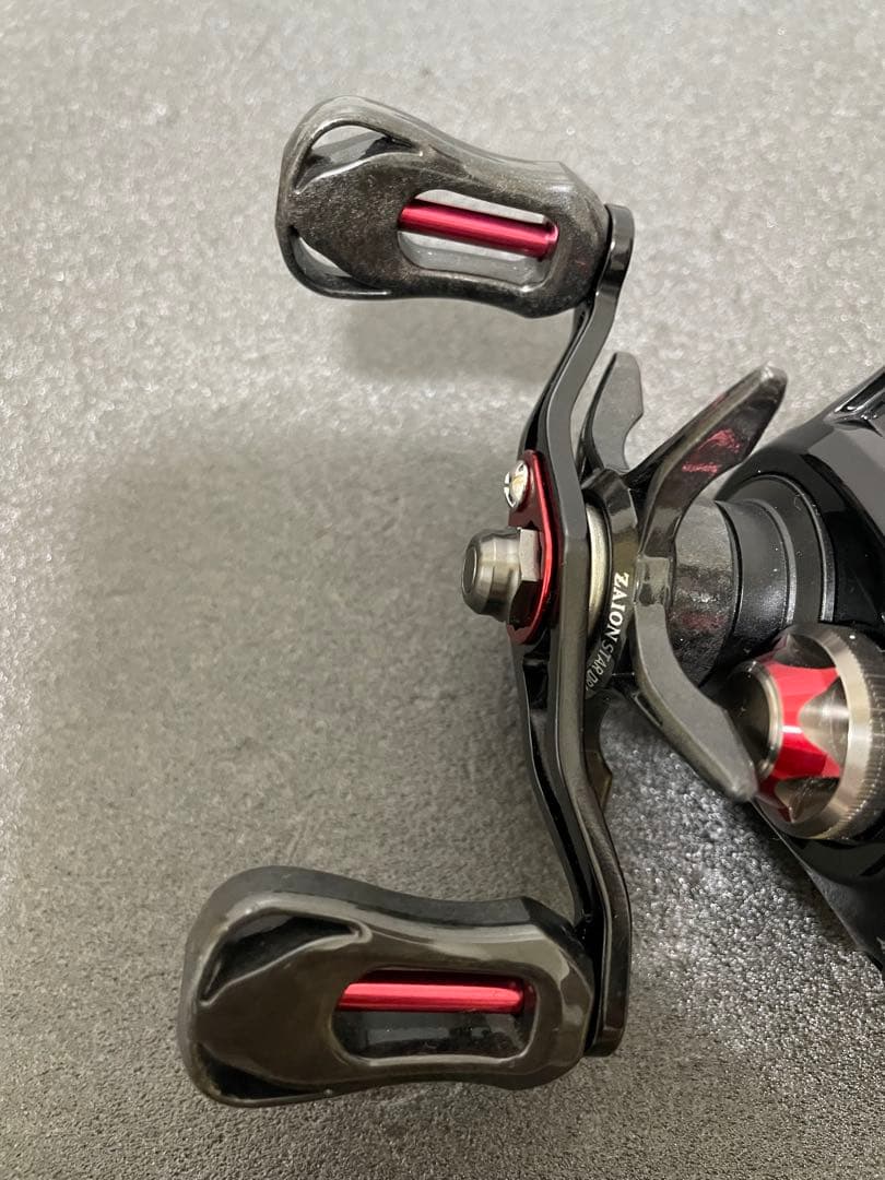 SS AIR 8.1L スティーズパーツカスタム　レフトハンドル　ダイワ