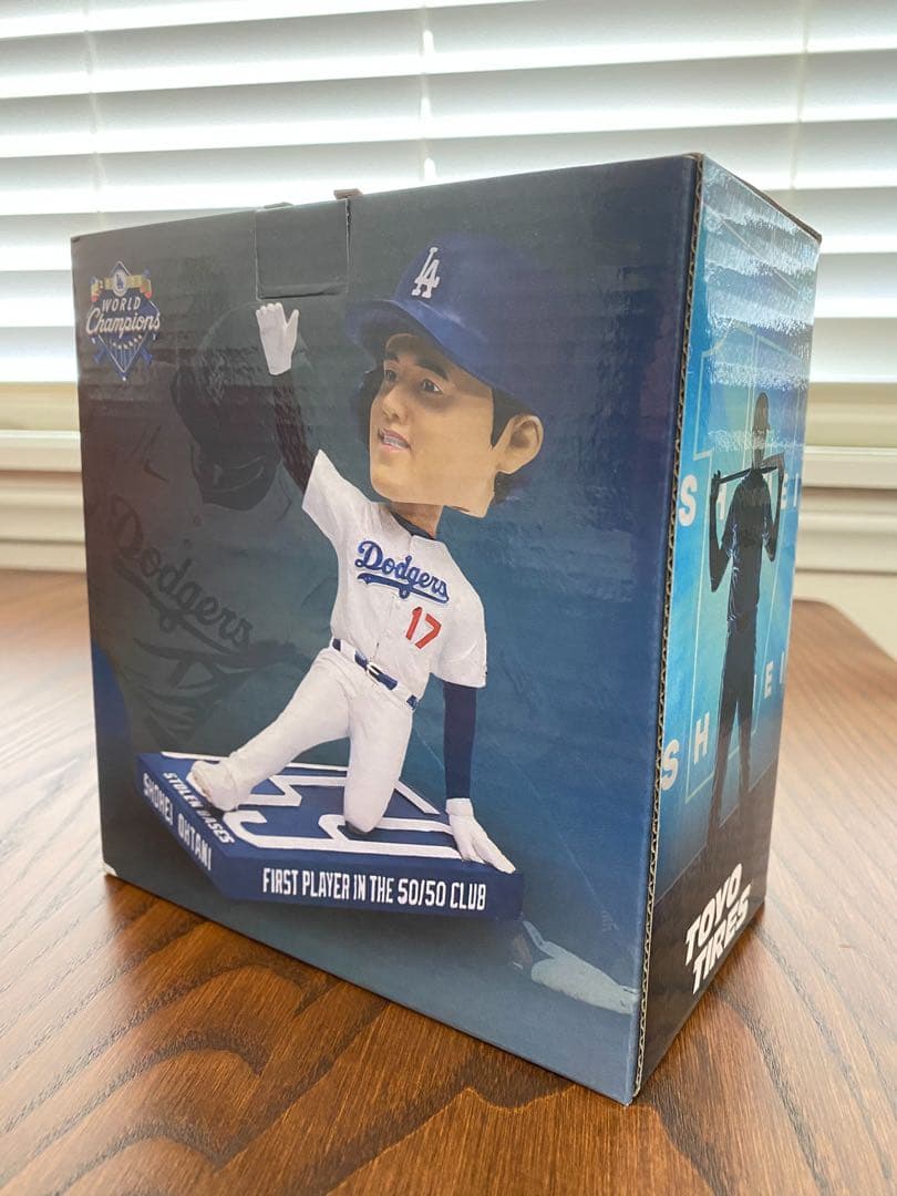 大谷翔平ボブルヘッド 50/50