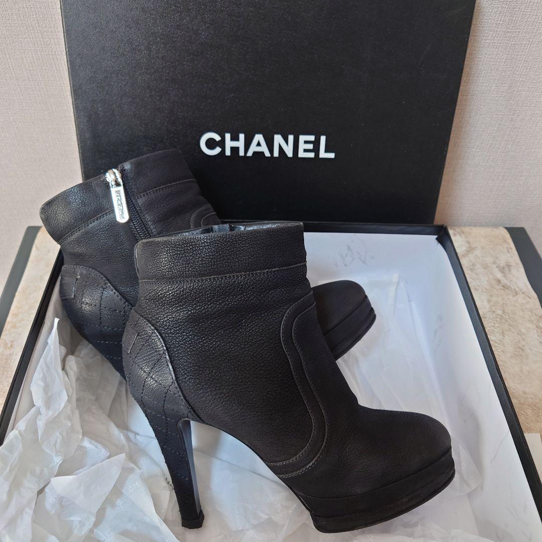 た*き様 CHANEL　サイドジップブーツ　マトラッセ