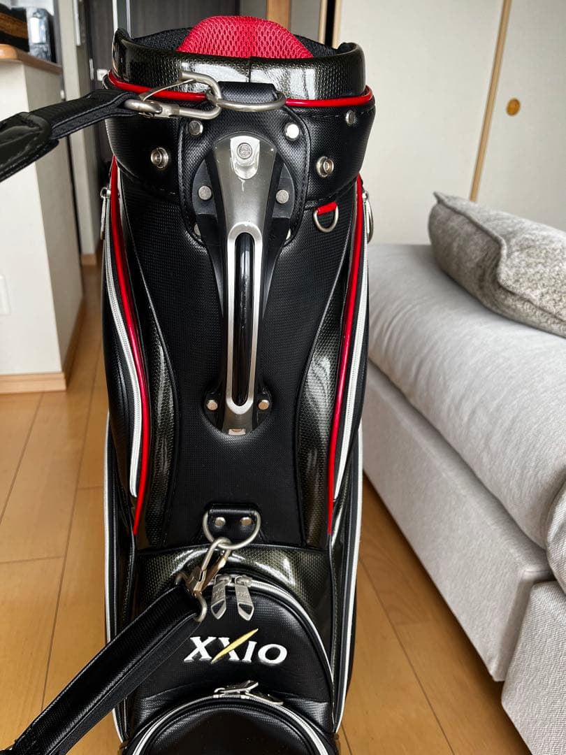 専用　XXIO ゼクシオ キャディバッグ スポーツモデル　レザー調 黒　9.5型