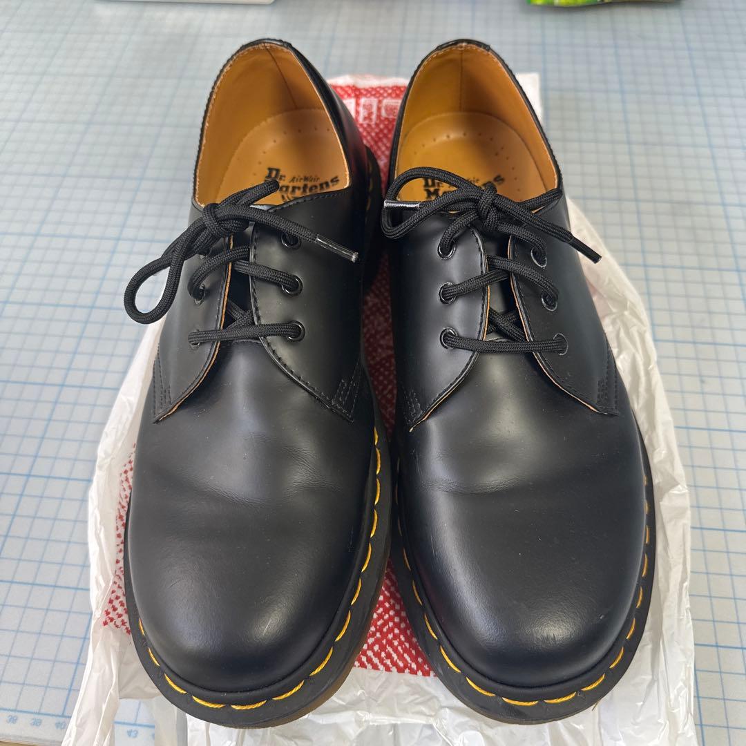 靴 Dr. Martens 1641