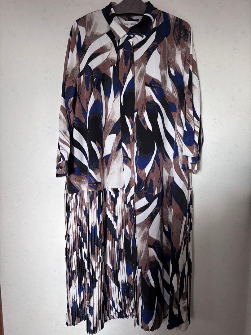 ear PAPILLONNER(イア パピヨネ) 襟付きプリーツワンピース