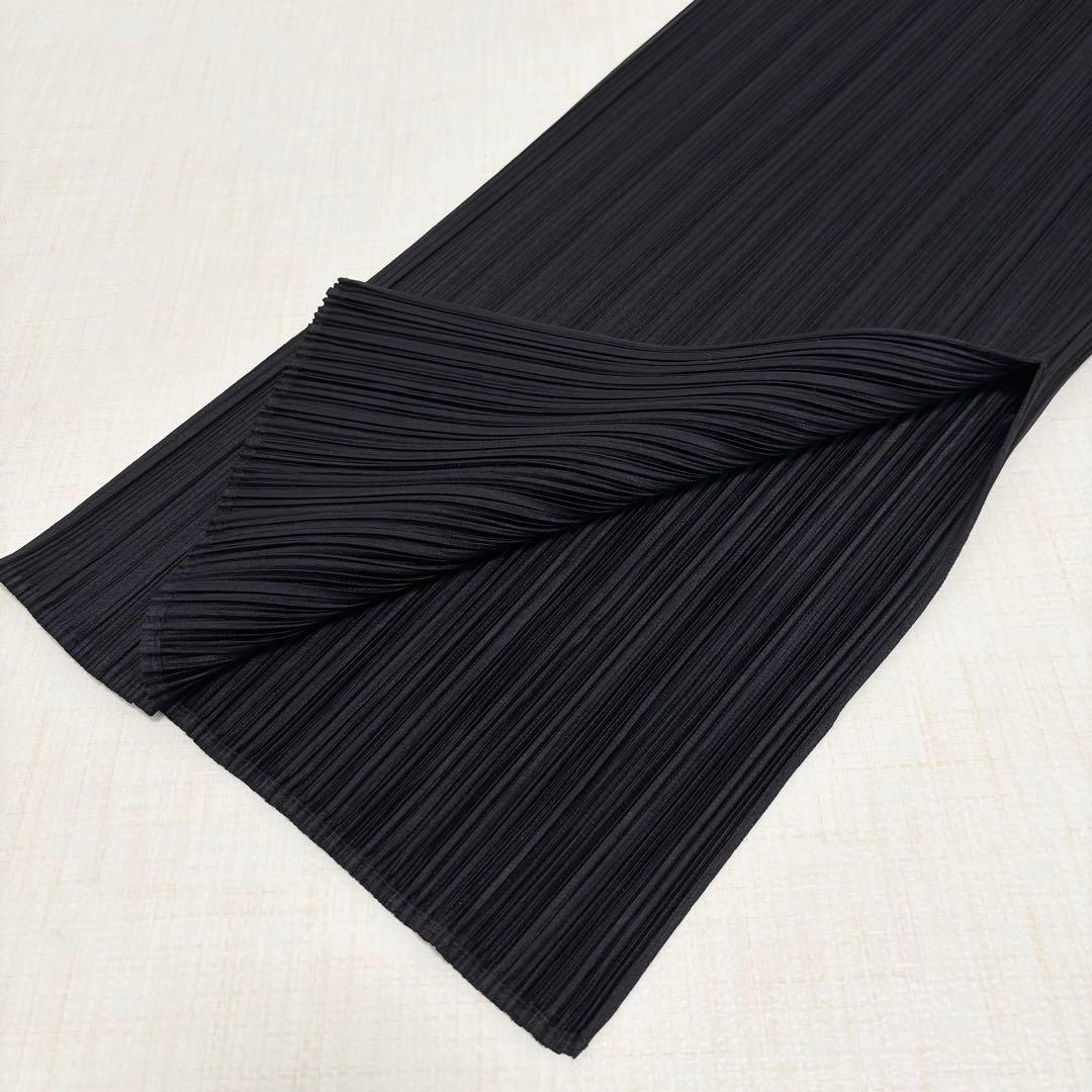 美品　プリーツプリーズ　ロングワンピース　スリット　ブラック　サイズ2