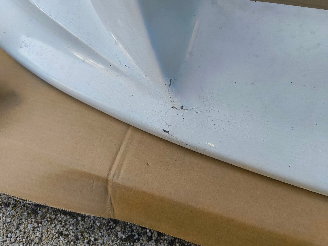 BH5 レガシィツーリングワゴン LIBERALフロントバンパー 手渡し希望